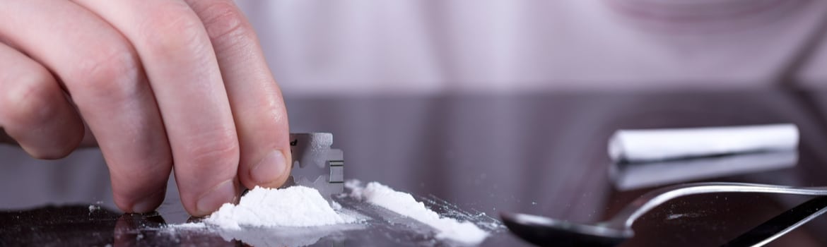 Cocaine Addiction Arizona Pathfinders - A man struggling with cocaine addiction and abuse